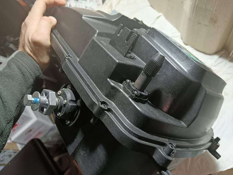 Proces čištění robotické sekačky AL-KO